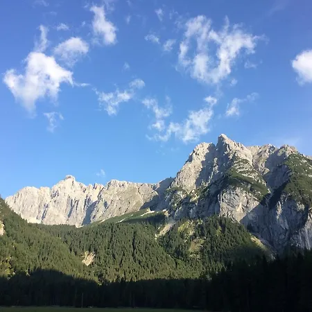 Ahrn Apartament *
