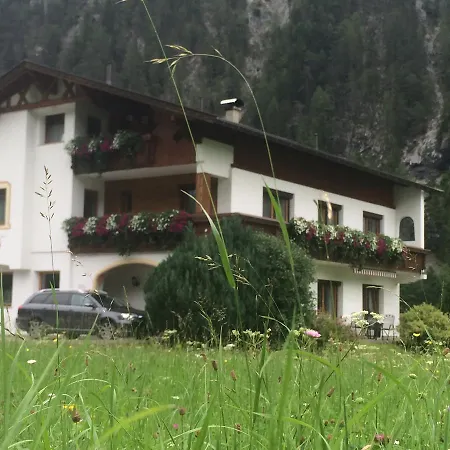 Apartment Landhaus Ahrn Leutasch
