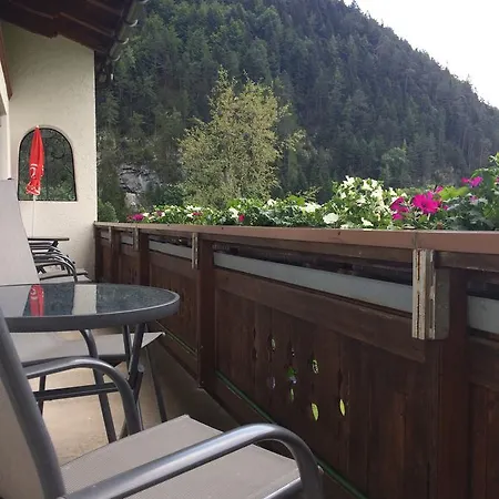 Landhaus Ahrn Apartment Leutasch