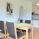 Ahrn Apartament *