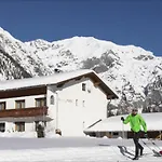 Apartament Ahrn *